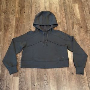 Lululemon Get Centred Crop Hoodie Size 6 in Grey Sage